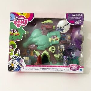 My Little Pony Friendship is Magic Twilight Sparkle Golden Oak Library Playset